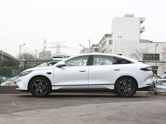 2025 BYD इलेक्ट्रिक कार Qin L EV मल्टी-लिंक इंडिपेंडेंट सस्पेंशन फास्ट चार्जिंग नया मॉडल गर्म बिक्री सनड्रॉप के साथ