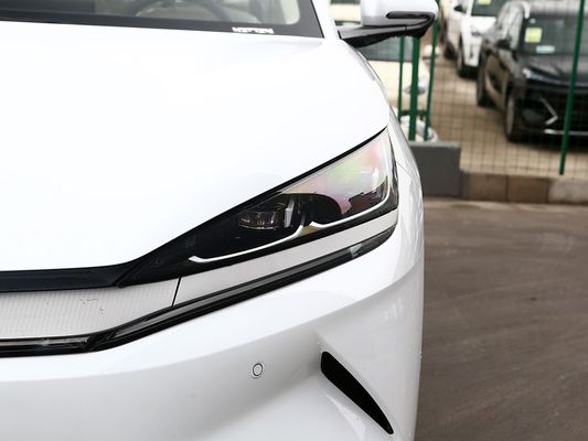 2025 BYD इलेक्ट्रिक कार Qin L EV मल्टी-लिंक इंडिपेंडेंट सस्पेंशन फास्ट चार्जिंग नया मॉडल गर्म बिक्री सनड्रॉप के साथ