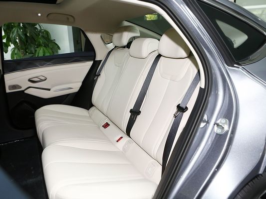 2025 BYD इलेक्ट्रिक कार Qin L EV मल्टी-लिंक इंडिपेंडेंट सस्पेंशन फास्ट चार्जिंग नया मॉडल गर्म बिक्री सनड्रॉप के साथ
