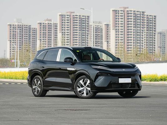 2025 BYD नई इलेक्ट्रिक वाहन प्रदर्शन के लिए Tang L 810kW पावर AWD फास्ट चार्जिंग 1000w/h 600km रेंज लंबी रेंज 7 सीटें सनरूफ के साथ
