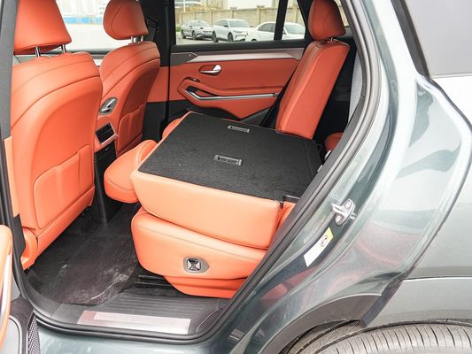 2025 BYD नई इलेक्ट्रिक वाहन प्रदर्शन के लिए Tang L 810kW पावर AWD फास्ट चार्जिंग 1000w/h 600km रेंज लंबी रेंज 7 सीटें सनरूफ के साथ