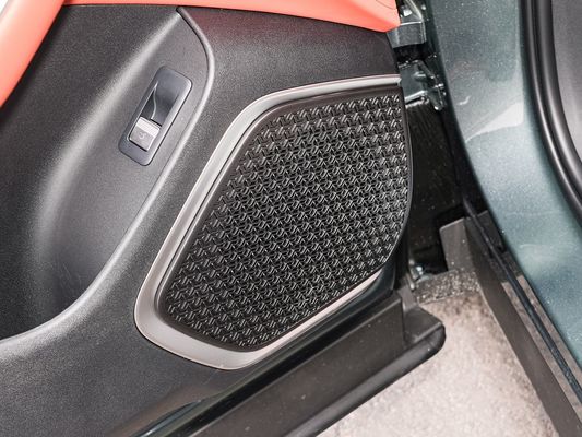 2025 BYD नई इलेक्ट्रिक वाहन प्रदर्शन के लिए Tang L 810kW पावर AWD फास्ट चार्जिंग 1000w/h 600km रेंज लंबी रेंज 7 सीटें सनरूफ के साथ