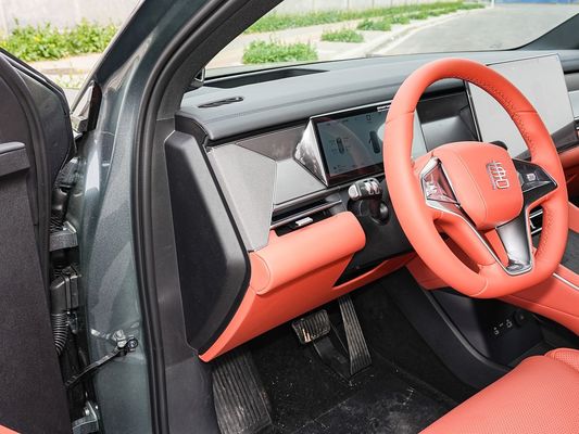 2025 BYD नई इलेक्ट्रिक वाहन प्रदर्शन के लिए Tang L 810kW पावर AWD फास्ट चार्जिंग 1000w/h 600km रेंज लंबी रेंज 7 सीटें सनरूफ के साथ