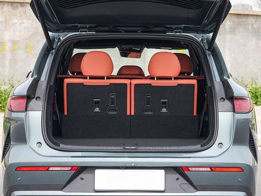 2025 BYD नई इलेक्ट्रिक वाहन प्रदर्शन के लिए Tang L 810kW पावर AWD फास्ट चार्जिंग 1000w/h 600km रेंज लंबी रेंज 7 सीटें सनरूफ के साथ