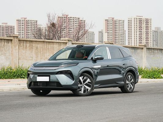 नई गर्म बिक्री BYD EV कार 2025 मॉडल 100.5 KWh बैटरी क्षमता और फास्ट चार्जिंग 0.1 घंटे 670KM लंबी दूरी 500kW पावर इलेक्ट्रिक कार परिवार के लिए बड़ी जगह 7 सीटें