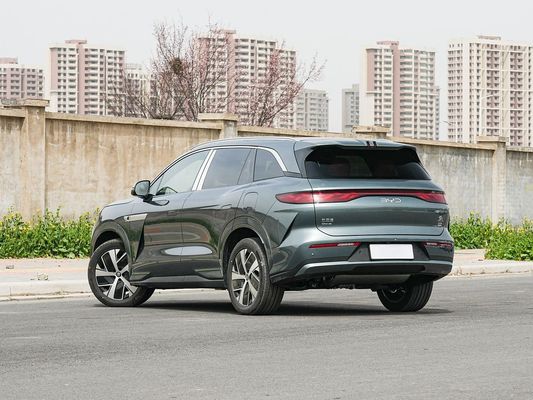 नई गर्म बिक्री BYD EV कार 2025 मॉडल 100.5 KWh बैटरी क्षमता और फास्ट चार्जिंग 0.1 घंटे 670KM लंबी दूरी 500kW पावर इलेक्ट्रिक कार परिवार के लिए बड़ी जगह 7 सीटें