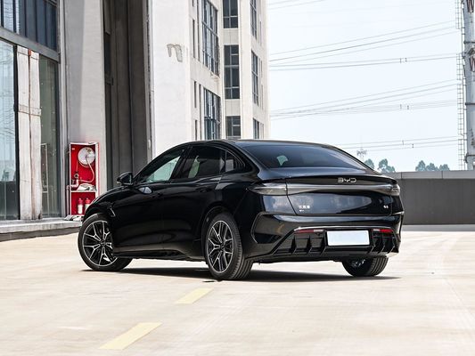 2025 BYD EV कार सील AWD प्रदर्शन लंबी दूरी 600KM फास्ट चार्जिंग इलेक्ट्रिक कार चार पहिया ड्राइव सनड्रॉप के साथ इलेक्ट्रिक वाहन