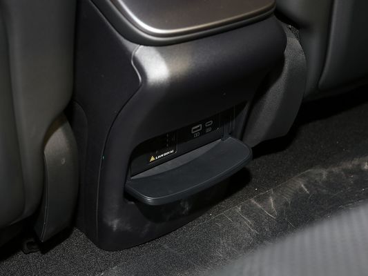 2025 BYD EV कार सील AWD प्रदर्शन लंबी दूरी 600KM फास्ट चार्जिंग इलेक्ट्रिक कार चार पहिया ड्राइव सनड्रॉप के साथ इलेक्ट्रिक वाहन