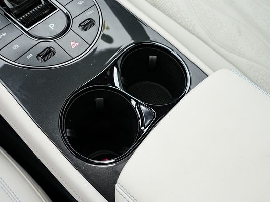 2025 BYD इलेक्ट्रिक वाहन सील 06GT 0.33 घंटे का फास्ट चार्जिंग टाइम और परफॉर्मेंस लंबी रेंज 550 किमी परिवार के लिए सनरूफ के साथ बड़ी बैटरी