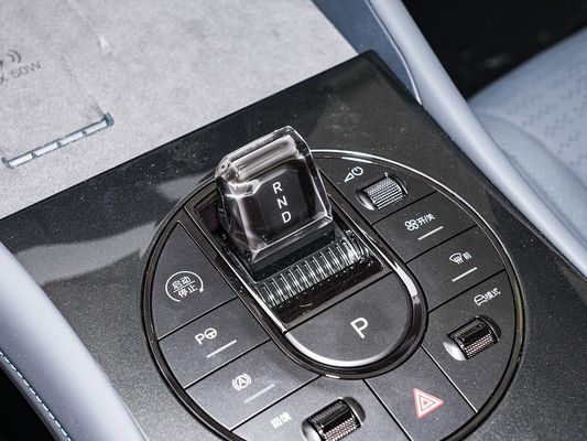 2025 BYD इलेक्ट्रिक वाहन सील 06GT 0.33 घंटे का फास्ट चार्जिंग टाइम और परफॉर्मेंस लंबी रेंज 550 किमी परिवार के लिए सनरूफ के साथ बड़ी बैटरी