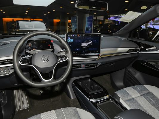 2025 VW ID4 नया मॉडल बेस्ट ऑफर इलेक्ट्रिक कार हॉट सेलिंग EV वोक्सवैगन 601 किमी रेंज और 0.67hrs फास्ट चार्जिंग टाइम