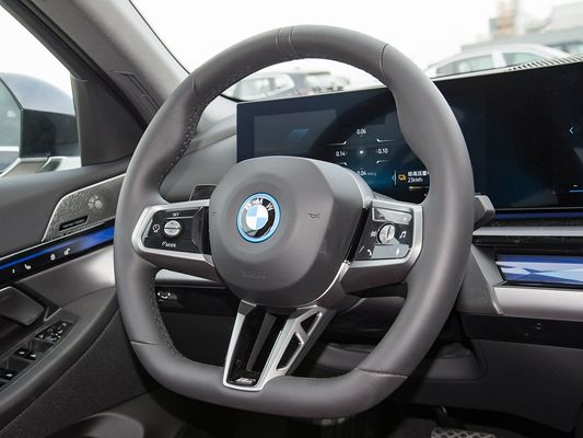 2025 बीएमडब्ल्यू आई5 लक्जरी इलेक्ट्रिक कारें अच्छा प्रदर्शन xDrive लंबी दूरी 651KM फास्ट चार्जिंग ईवी सनरूफ के साथ नया मॉडल सेडान बीएमडब्ल्यू 5 सीरीज